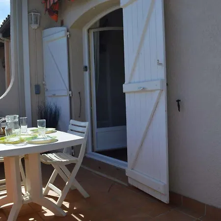 Mezzanine Climatise Avec Terrasse, Parking Prive Et Proche A - Fr-1-226b-30 *