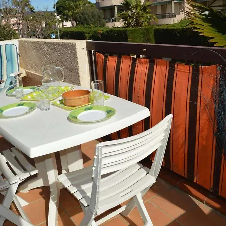 Apartment Mezzanine Climatise Avec Terrasse, Parking Prive Et Proche A - Fr-1-226b-30 Cavalaire-sur-Mer